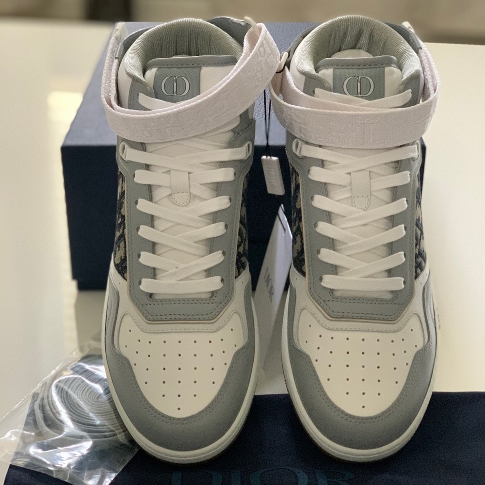 ❌SOLD❌ 100% Authentic Christian Dior Oblique Jacquard